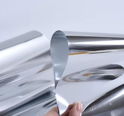 Zastosowane srebrne / kolorowe 12 mikronów AL PET laminating film roll dla opakowań węża